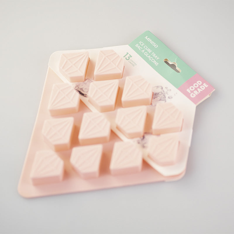 Stampo rosa in silicone per creare 13 cubetti di ghiaccio a forma di Diamante MINISO CUCINA HOME KITCHEN