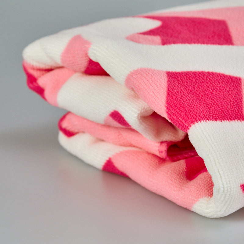 Asciugamano grande fuscia e rosa della collezione Barbie
